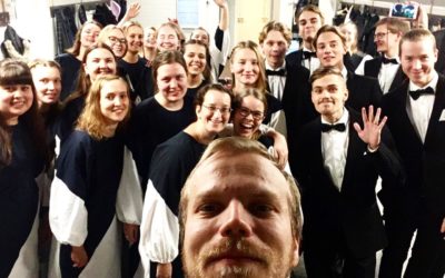 Koelaulujännittäjästä kuorolaulajaksi